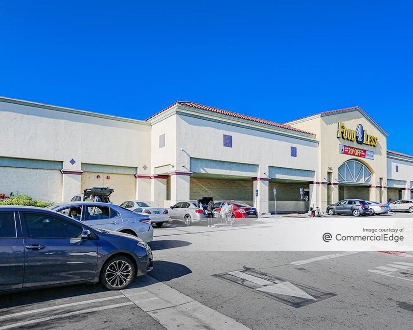 7420 Broadway 7420 Broadway Retail Building