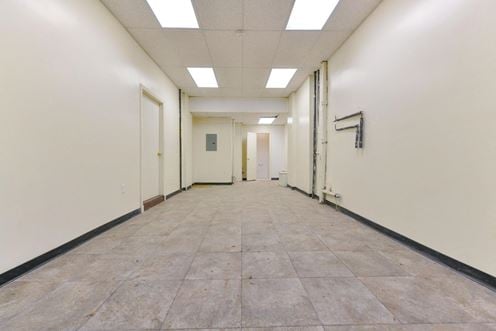 East Village 14th Street Retail Space!