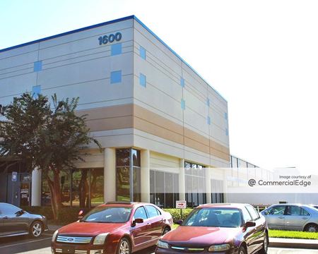 Photo of commercial space at 1600 Cross Pointe Way in Duluth