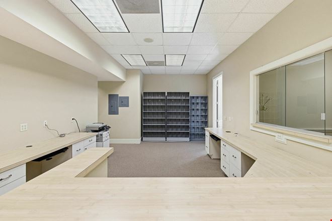 Stand Alone Medical & Office Building