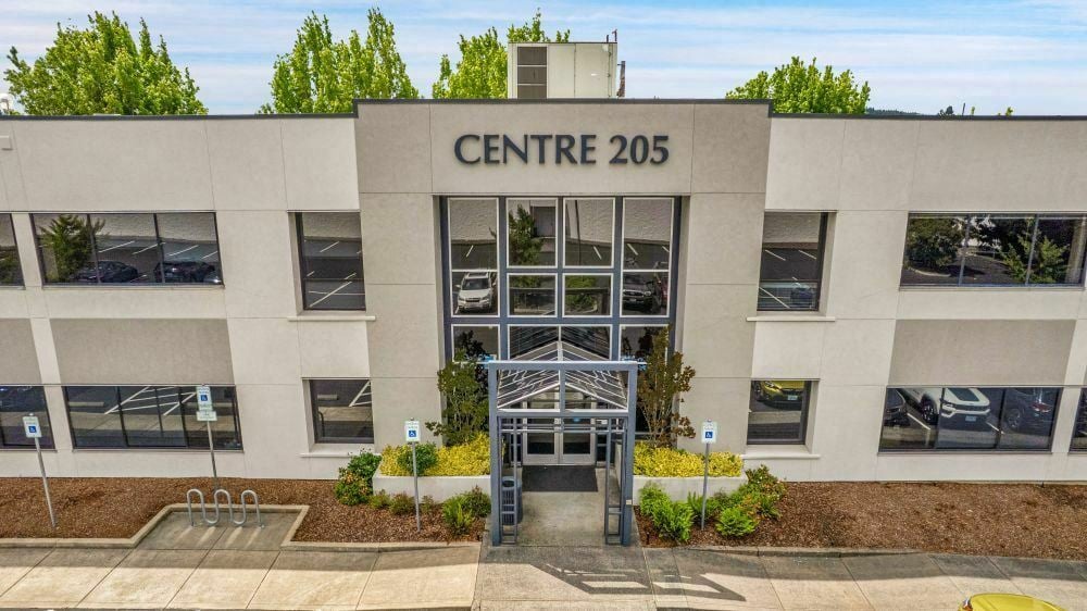 Centre 205