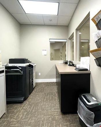895 Aerovista Place, Suite 102