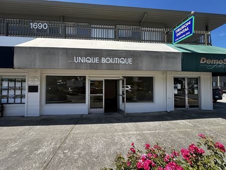 Photo of commercial space at 1690 Tiburon Blvd in Tiburon