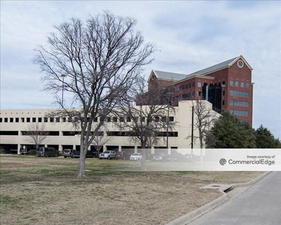Four Hickory Centre