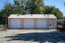 143 E Maple St