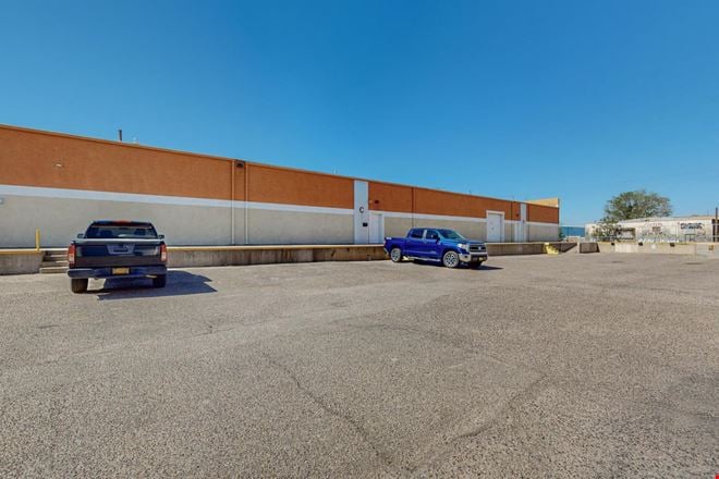 1823 Commercial St NE Suite A