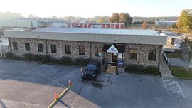 9525 Macon Road