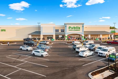 Retail space for Rent at 10040 Navarre Pkwy in Navarre