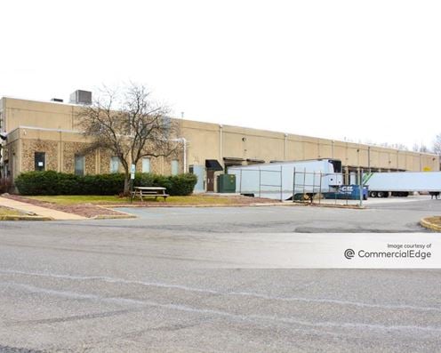 Highview Industrial Park - 40 Cotters Lane