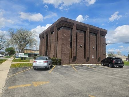 Office space for Rent at 8233 South Harlem Avenue in Bridgeview