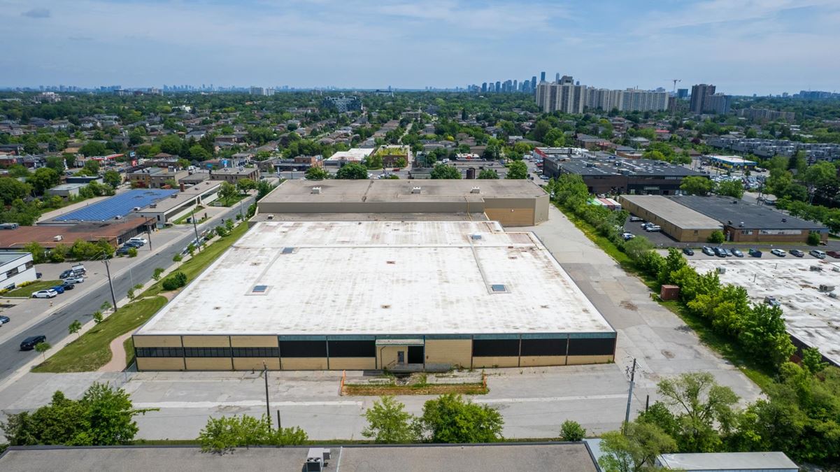 75 Tycos Drive, Toronto Ontario M6B 1W3