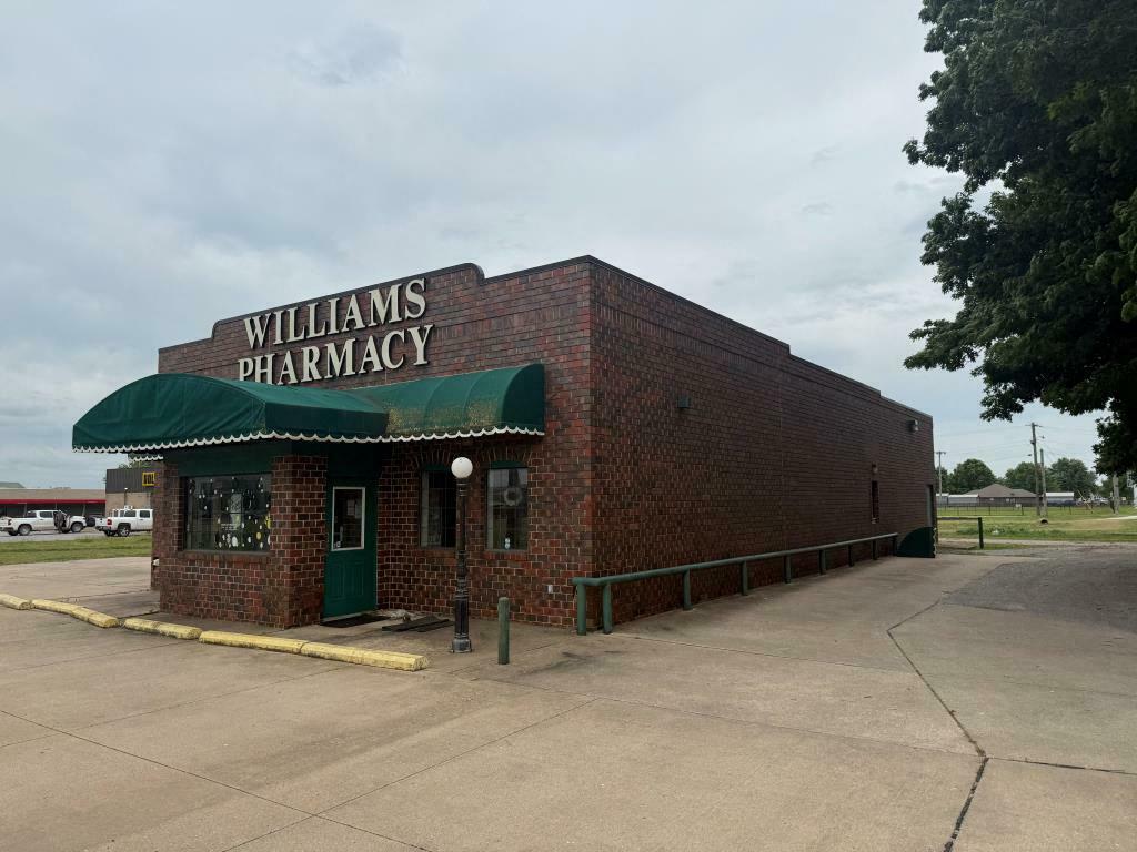 700 E Broadway St, Lexington, OK 73051