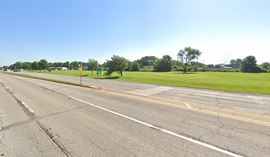 2806 E Andrew Rd