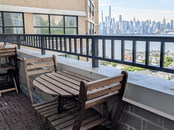 HudsonDesk