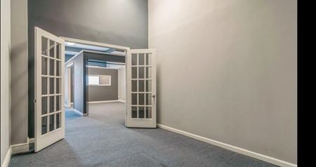 Office space for Rent at 2521 W North Ave in Chicago