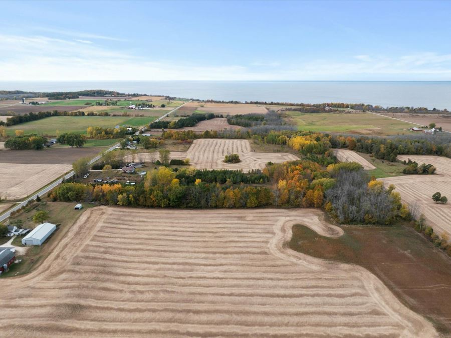 28 Acres Land Town of Gardner Door County