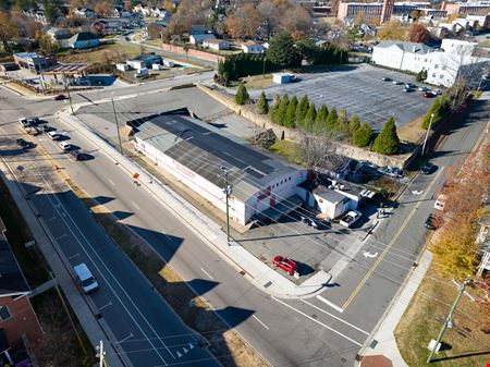 Photo of commercial space at 1109 E Main Street in Durham