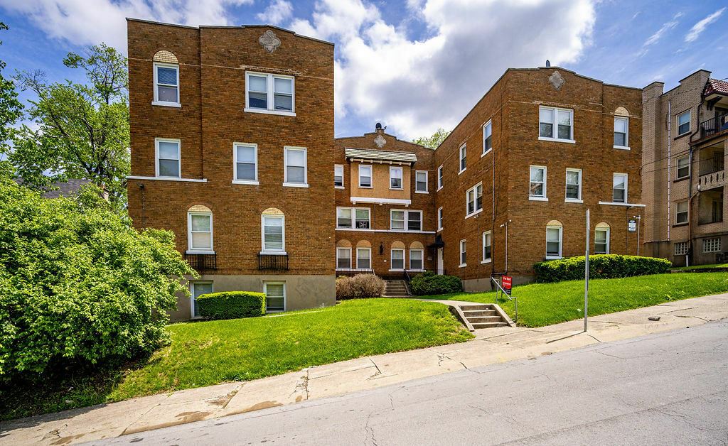 Cincinnati Multifamily Property | For Sale