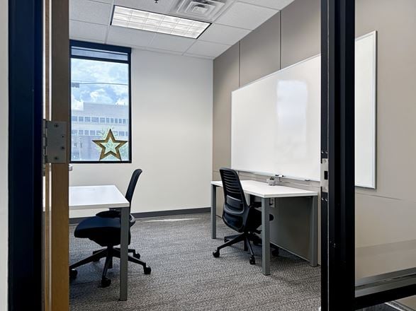 Regus - Nashville - 1 Music Circle