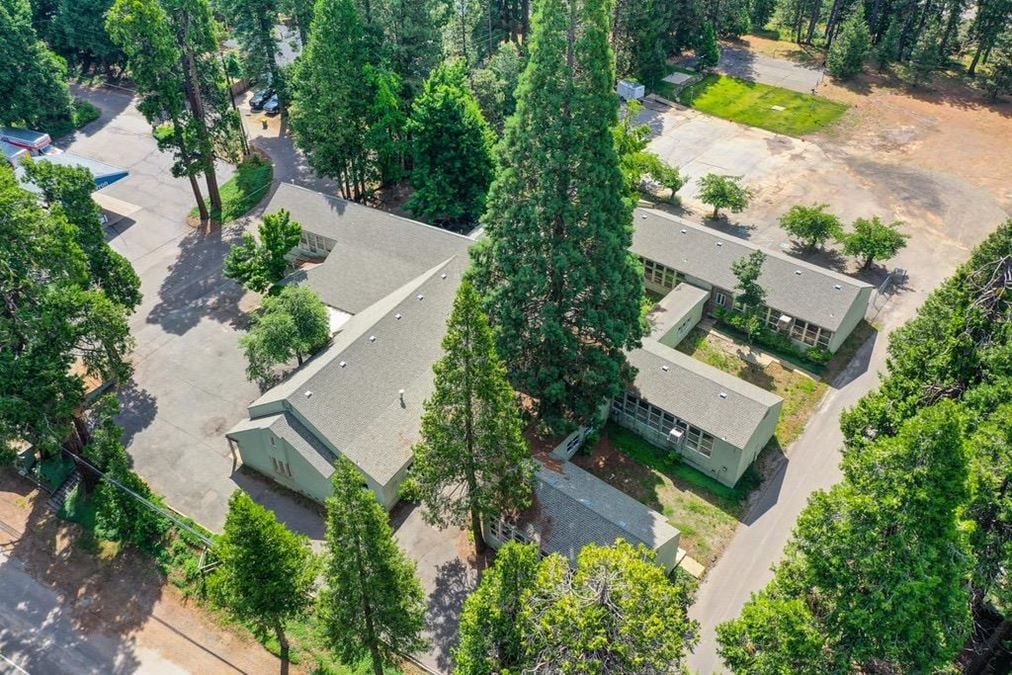 Historic School in Pollock Pines