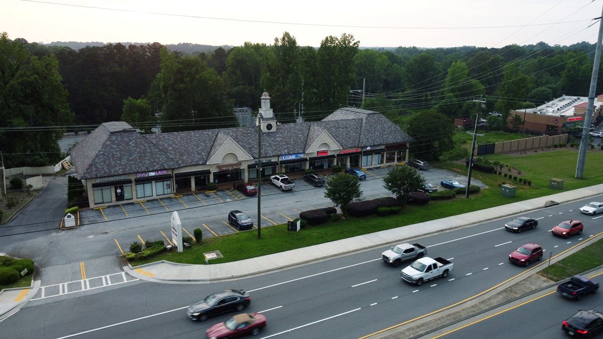 Medlock Village Shopping Center