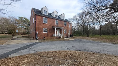 1500 Riverside Drive