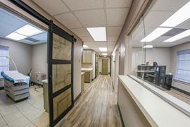 4550 Lamar Ave