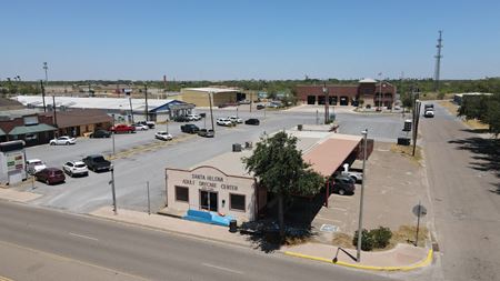 Photo of commercial space at 107 N Texas Ave in Mercedes