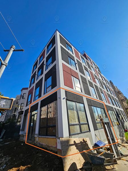 Retail space for Rent at 950 Ogden Avenue in Bronx