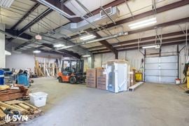 15,216 SF Industrial Facility For Sale