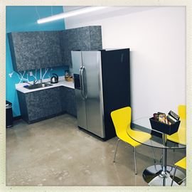 Beautiful Office Space for Sublease in the Heart of Miracle Mile!