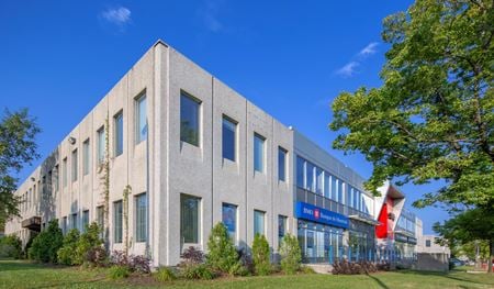 Mixed Use space for Rent at 9150 Boulevard de l'Acadie in Montréal