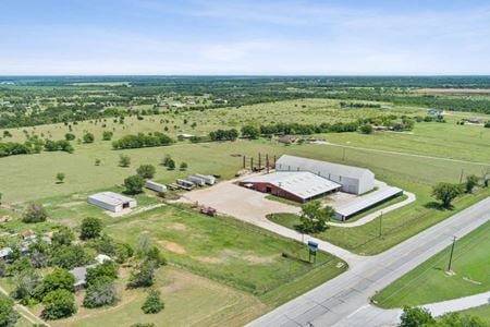 Photo of commercial space at 4293 S Robinson Dr in Lorena