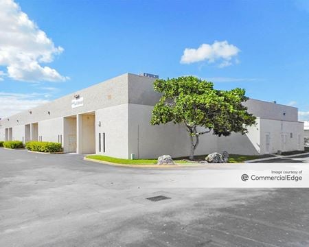 Industrial space for Rent at 2210 NW 82nd Avenue in Doral