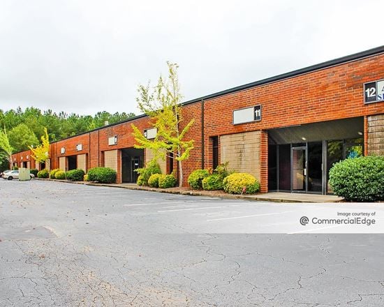 Royal Atlanta Industrial Park - 2595, 2605 & 2615 Mountain Industrial Blvd