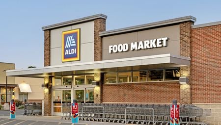 Retail space for Rent at 70-78 Pershing Dr in Derby