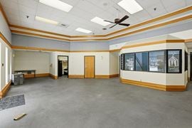110 W Leffel Ln, Springfield, OH 45506-3522