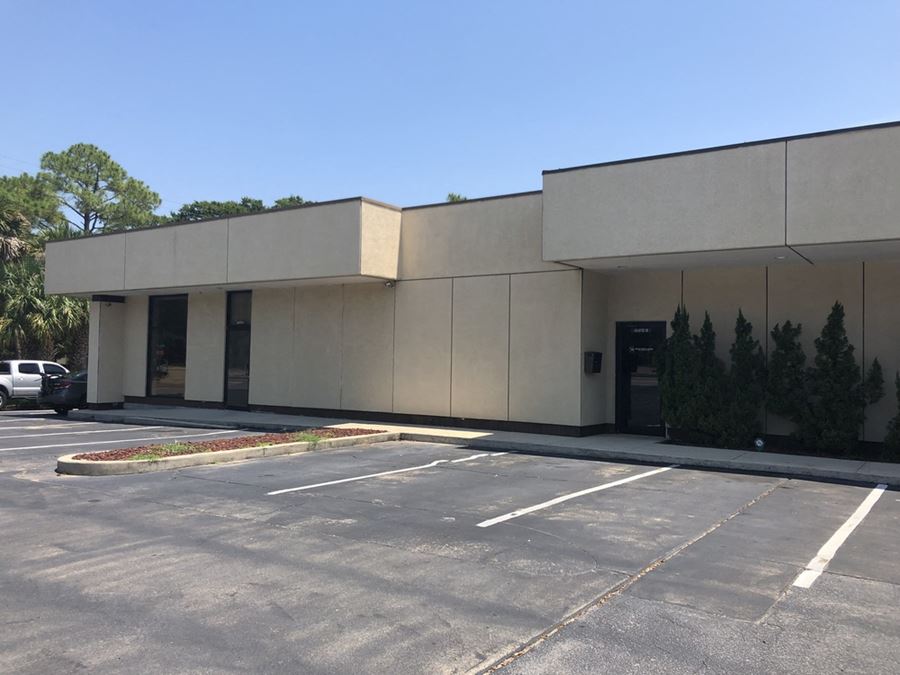 810 Scenic Highway - East Pensacola Heights Office For Lease - 750 SF