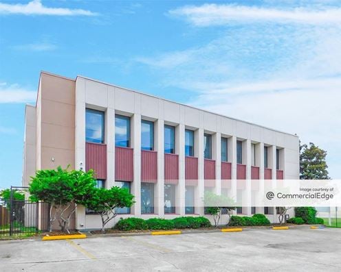 4300 South Interstate 10 Service Road West