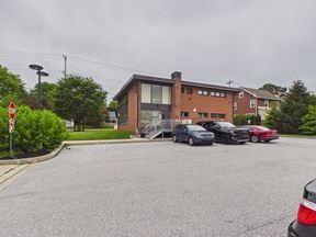 100 1st Ave