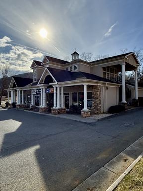 Second Floor Suite in Summerfield Village