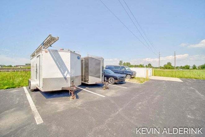 2,600 SF Commercial Condo w/Living-Work Space & Garage Bay