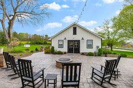 2395 Quentin Rd