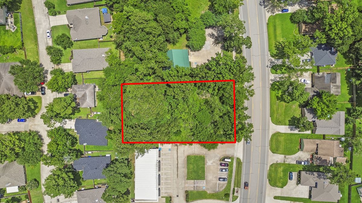 Lot 18 – Commercial Development Opportunity in Walden | High-Growth Montgomery, TX
