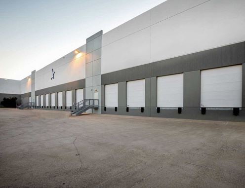 Airport Distribution Center