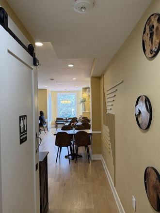 303 Massachusetts Ave NE