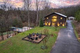 1293 Laurel Lick Rd