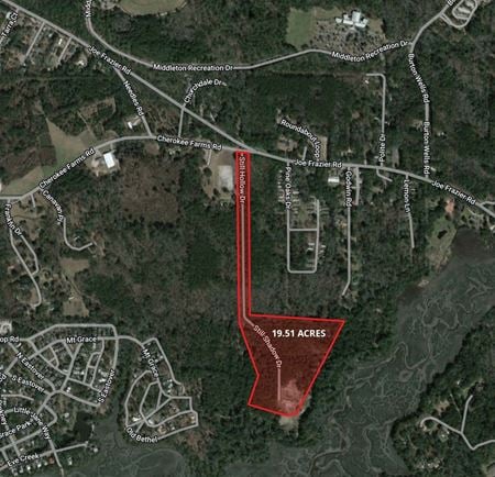 VacantLand space for Sale at  Cherokee Farms Rd & Still Shadow Dr in Beaufort