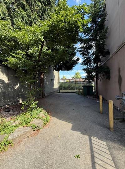 347 East Cordova Street 