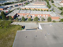 215 Traders Blvd E, Mississauga, ON L4Z 3K5